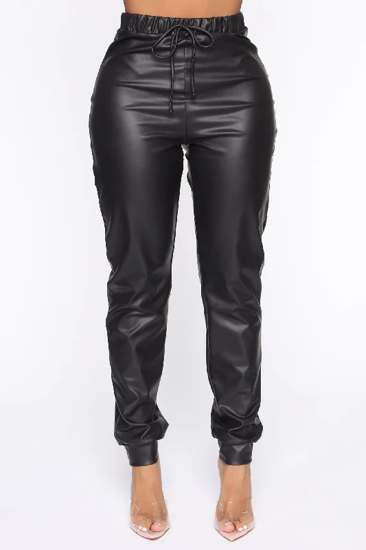 nothing-but-minimal-pu-pant-set-black
