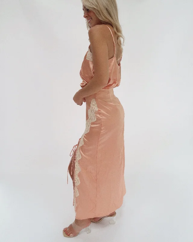 romanticize-the-night-skirt