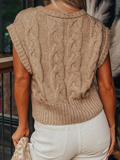 cable-knit-round-neck-sweater