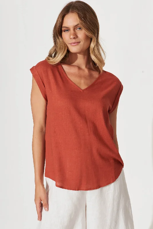 Jina Top In Rust Linen Blend