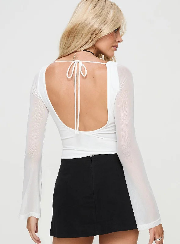 lukea-long-sleeve-bodysuit-white lukea-long-sleeve-bodysuit-white