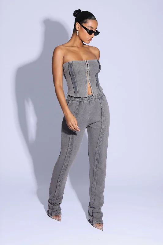 SKINNY FLARE JOGGERS IN ACID WASHED GREY